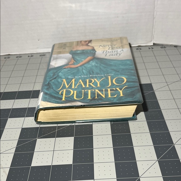 Never less than a lady by Mary Jo Putney - Picture 4 of 8